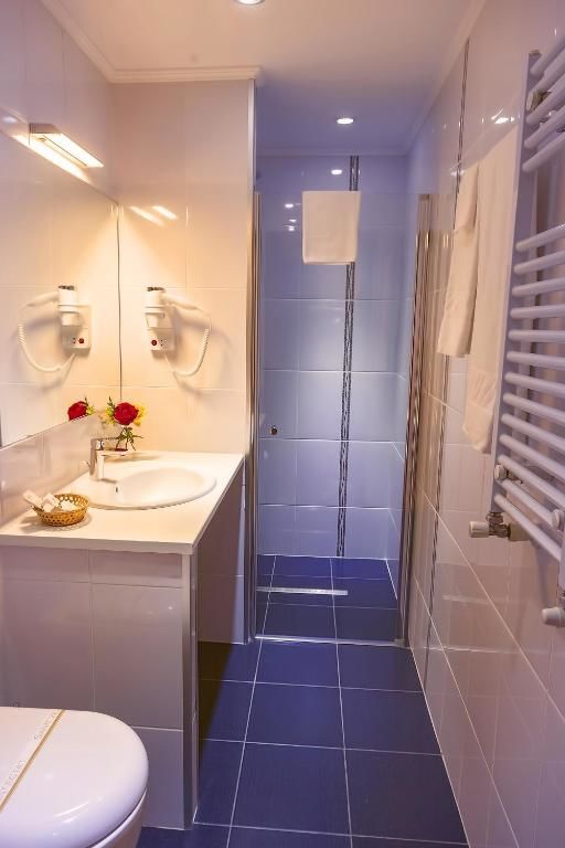 Отель Hotel Trianon Бухарест
